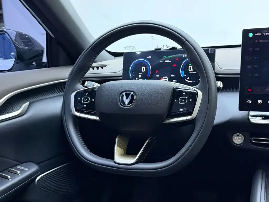 Changan Eado — фото 9