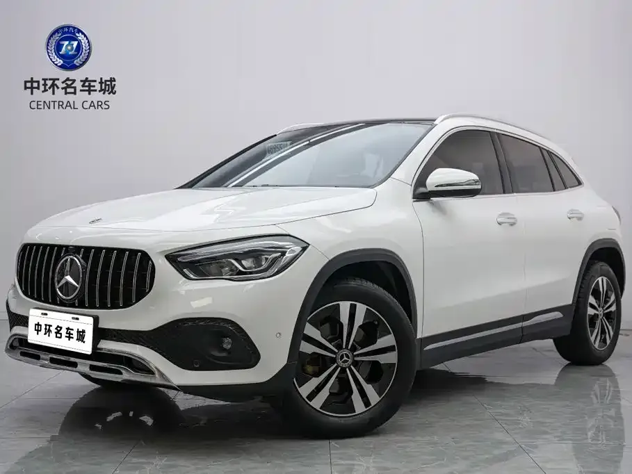 Mercedes-Benz GLA — фото 1