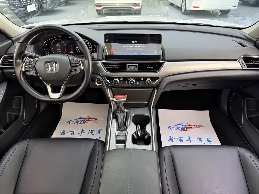 Honda Accord — фото 6