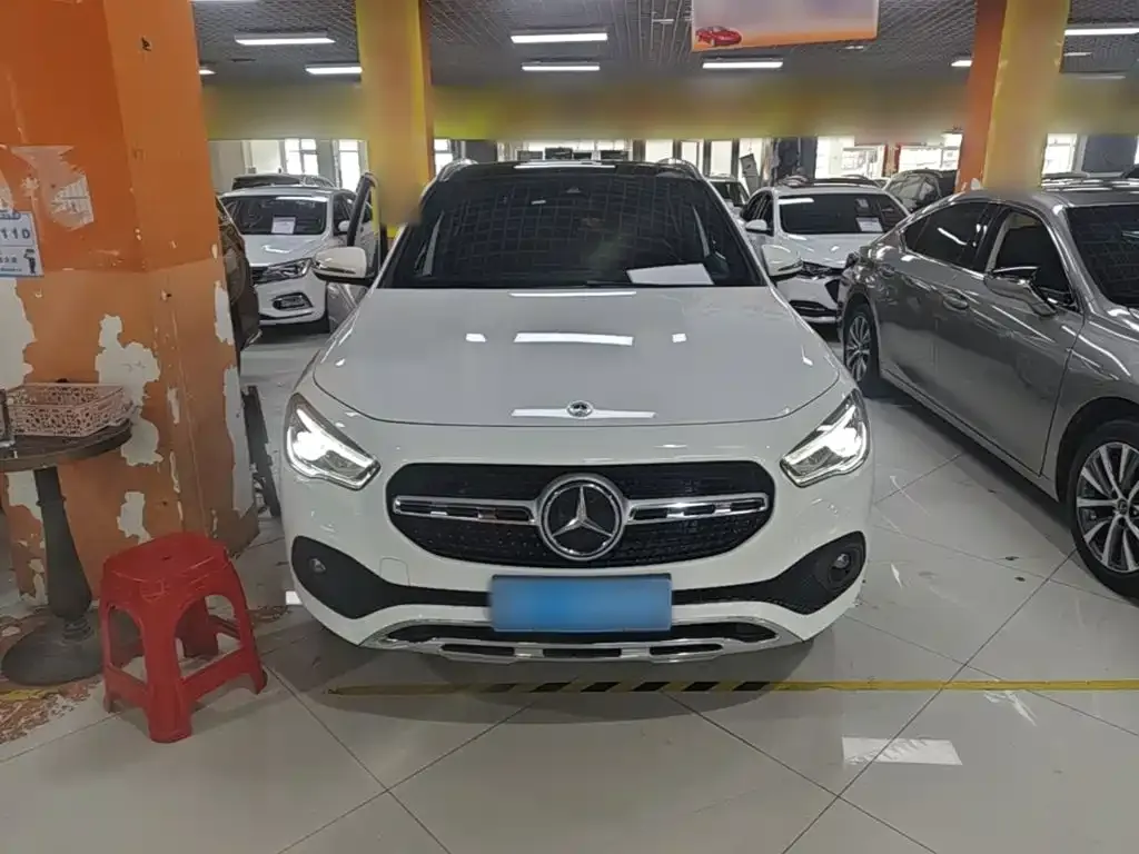 Mercedes-Benz GLA — фото 5