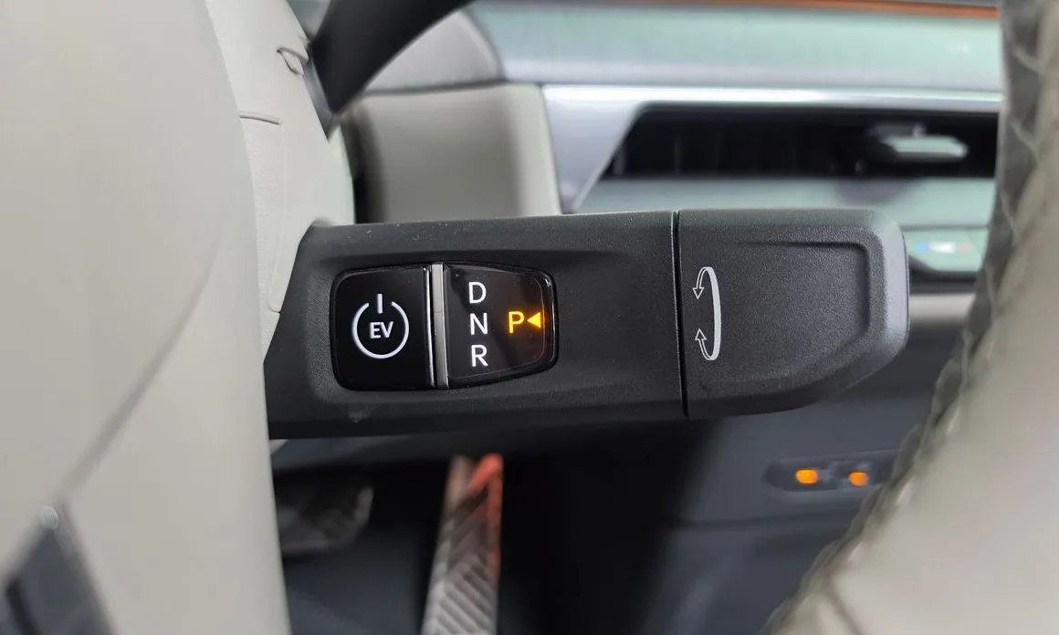 Kia EV9 — фото 9