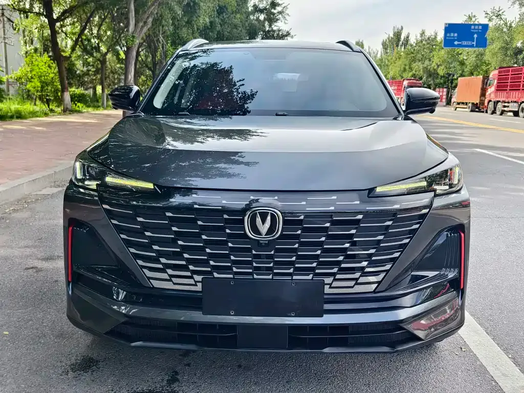 Changan CS55PLUS — фото 1