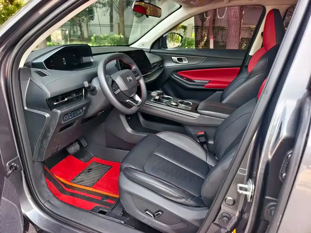 Changan CS55PLUS — фото 3