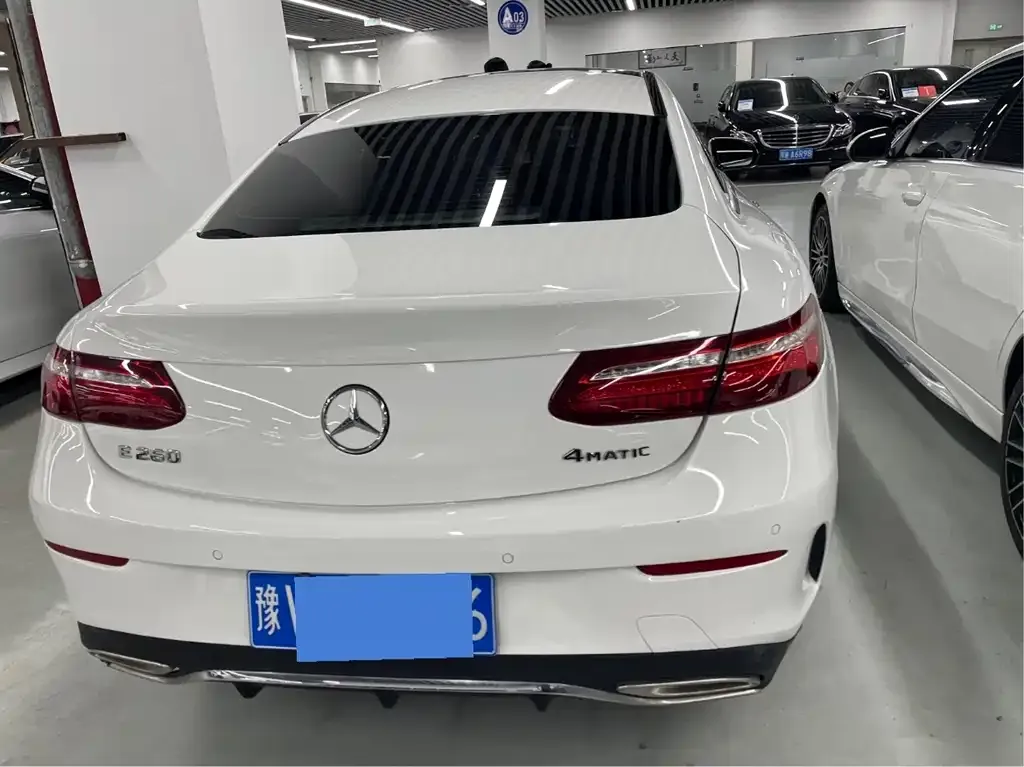 Mercedes-Benz E-Class (Import) — фото 7