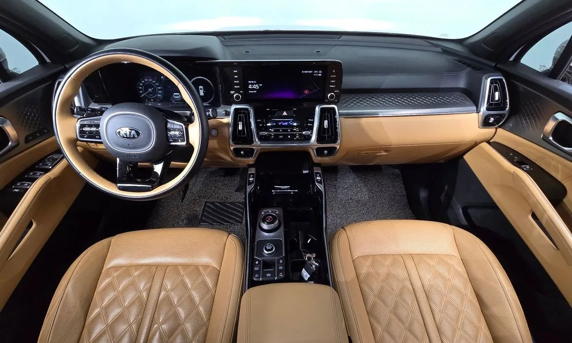 Kia Sorento — фото 8