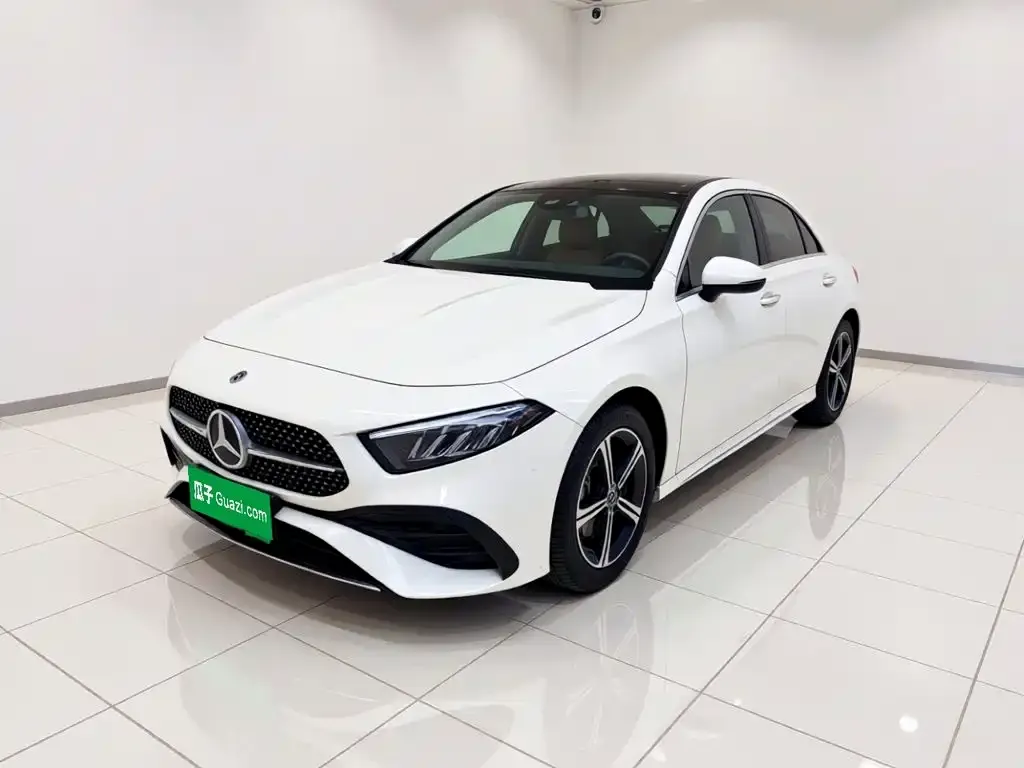 Mercedes-Benz A-Class — фото 1