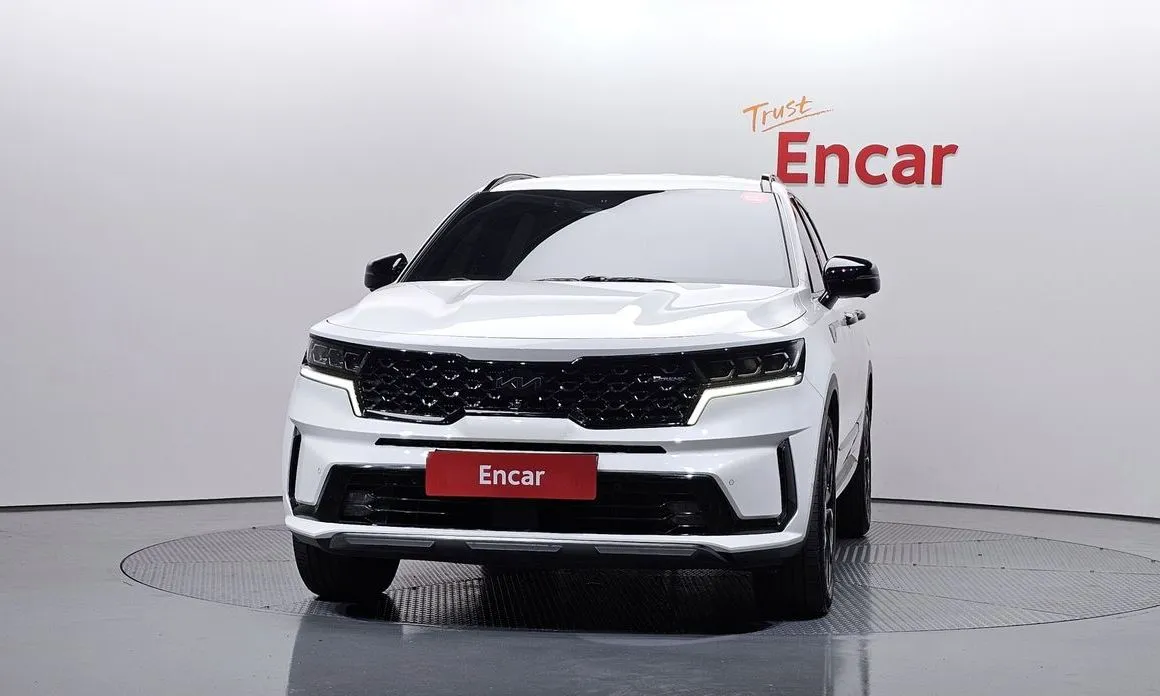 Kia Sorento — фото 7