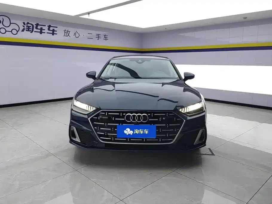 Audi A7L — фото 7