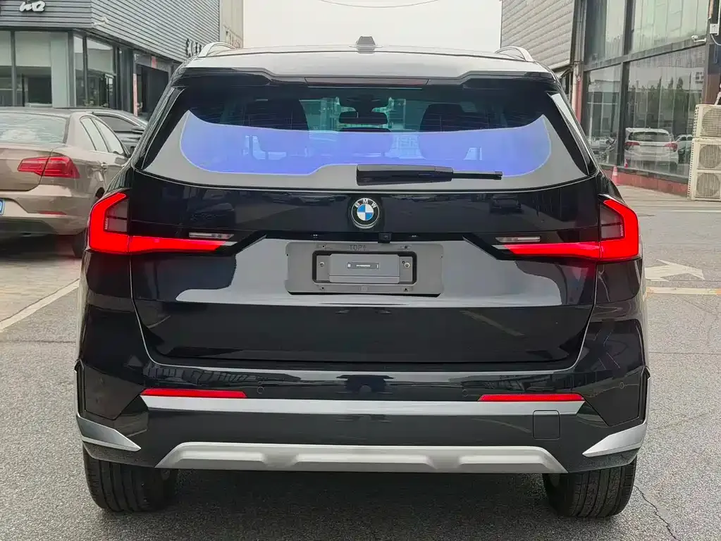 BMW X1 — фото 2