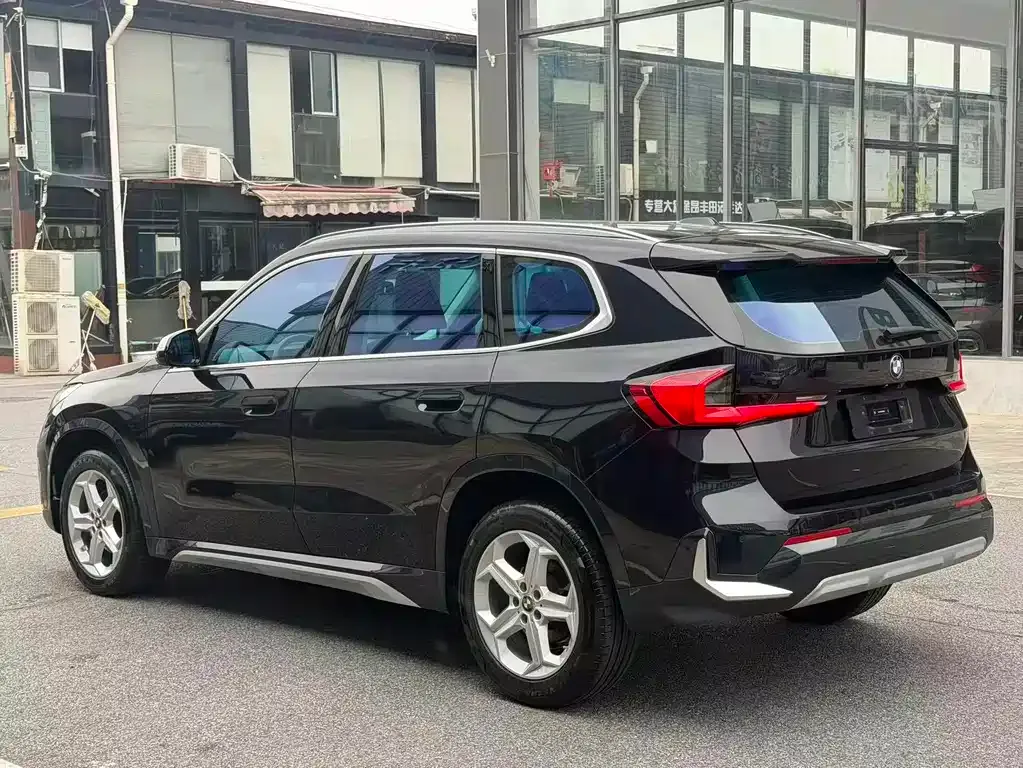 BMW X1 — фото 10
