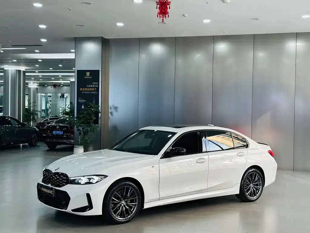 BMW 3 Series — фото 1