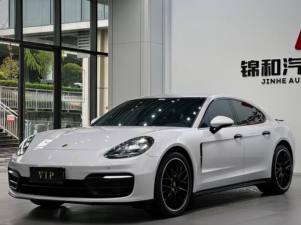 Porsche Panamera — фото 6