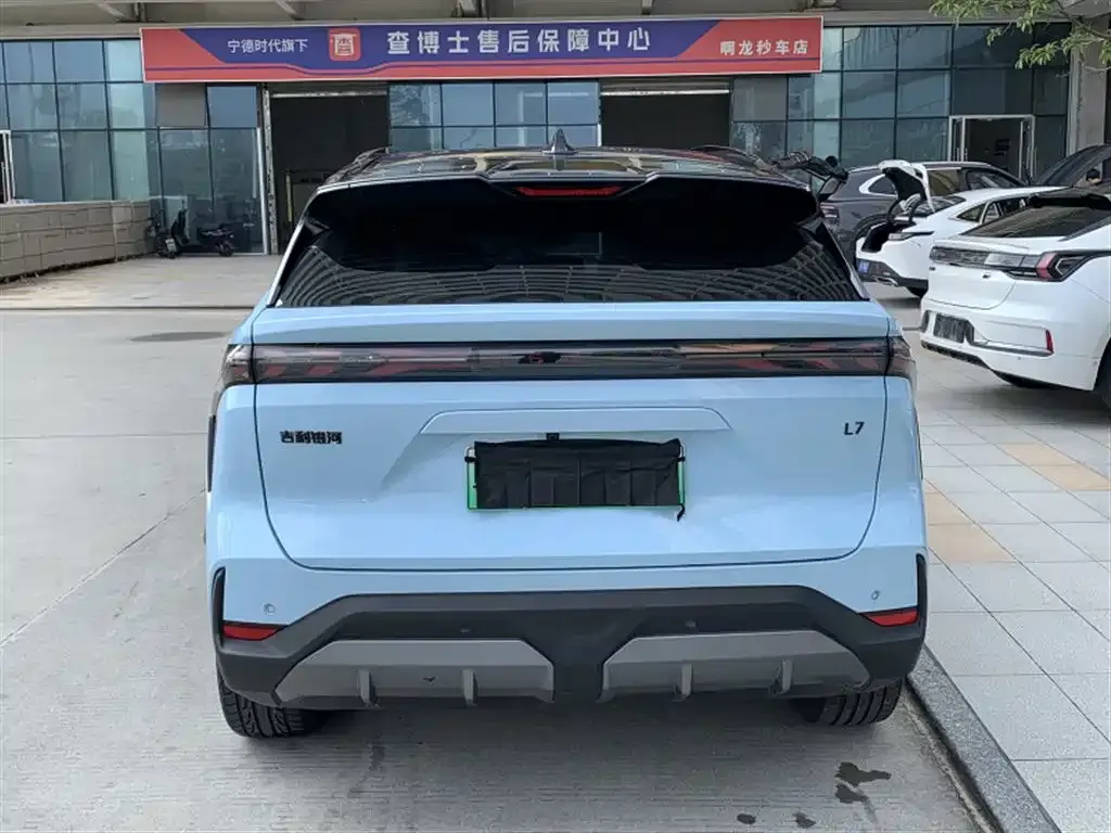 Geely Galaxy L7 — фото 3