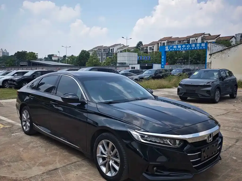 Honda Accord — фото 6