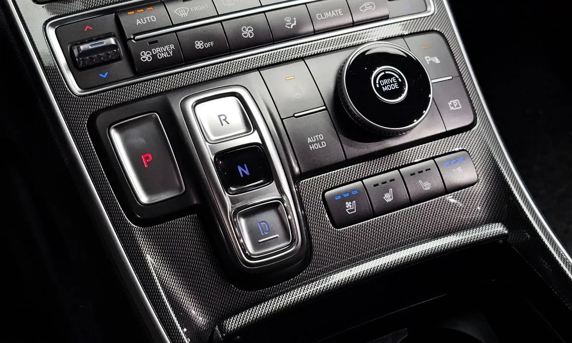 Hyundai Santafe — фото 8