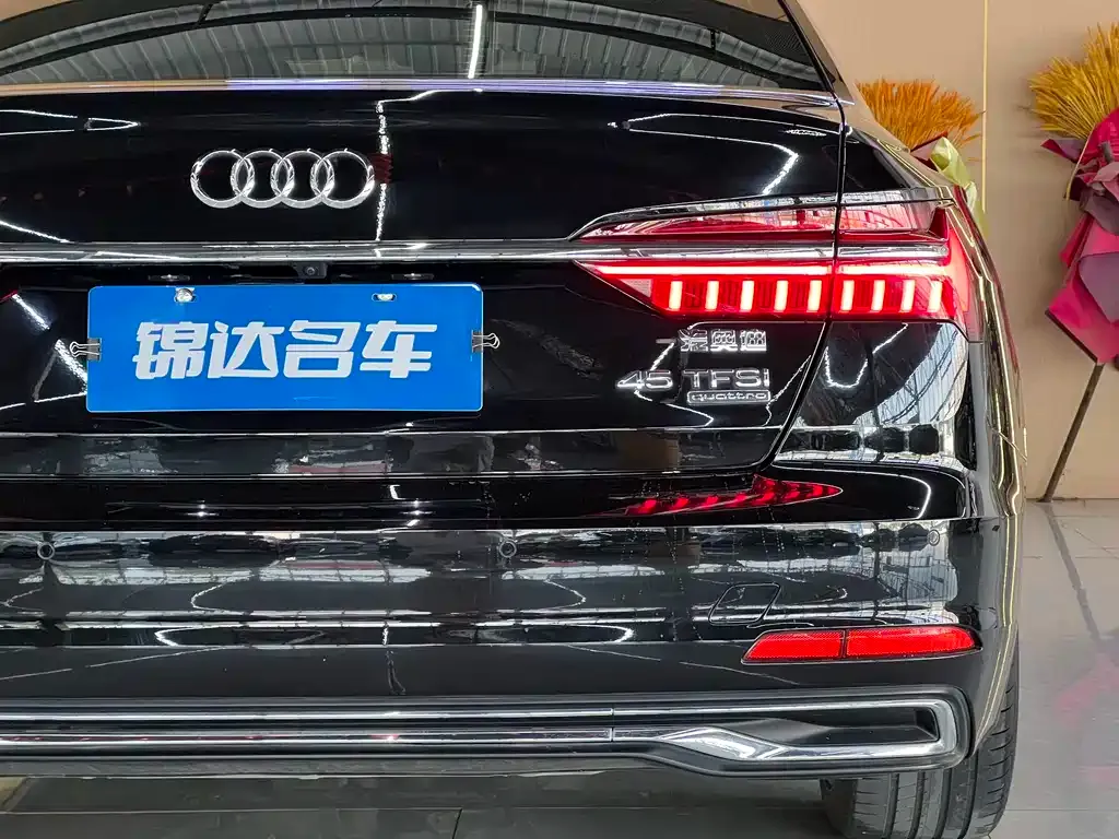 Audi A6L — фото 7