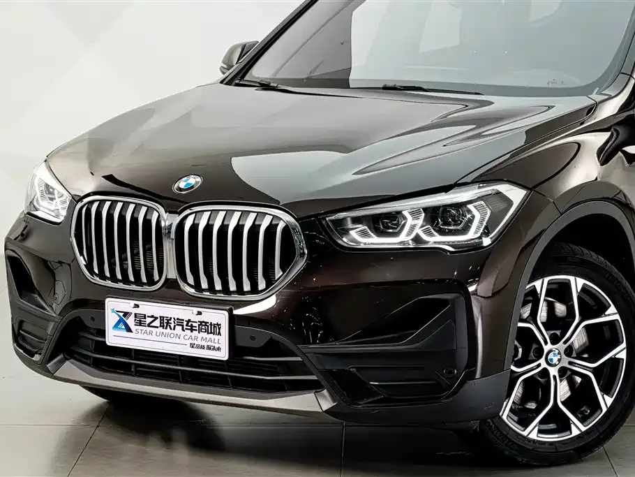 BMW X1 — фото 7