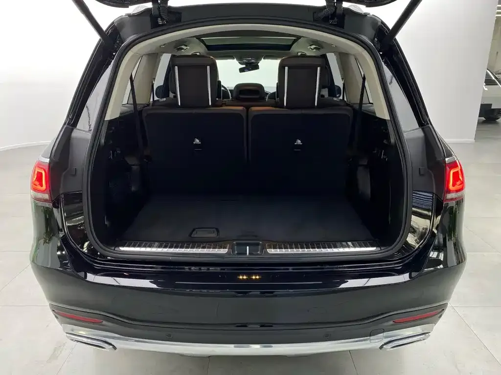 Mercedes-Benz GLS — фото 10