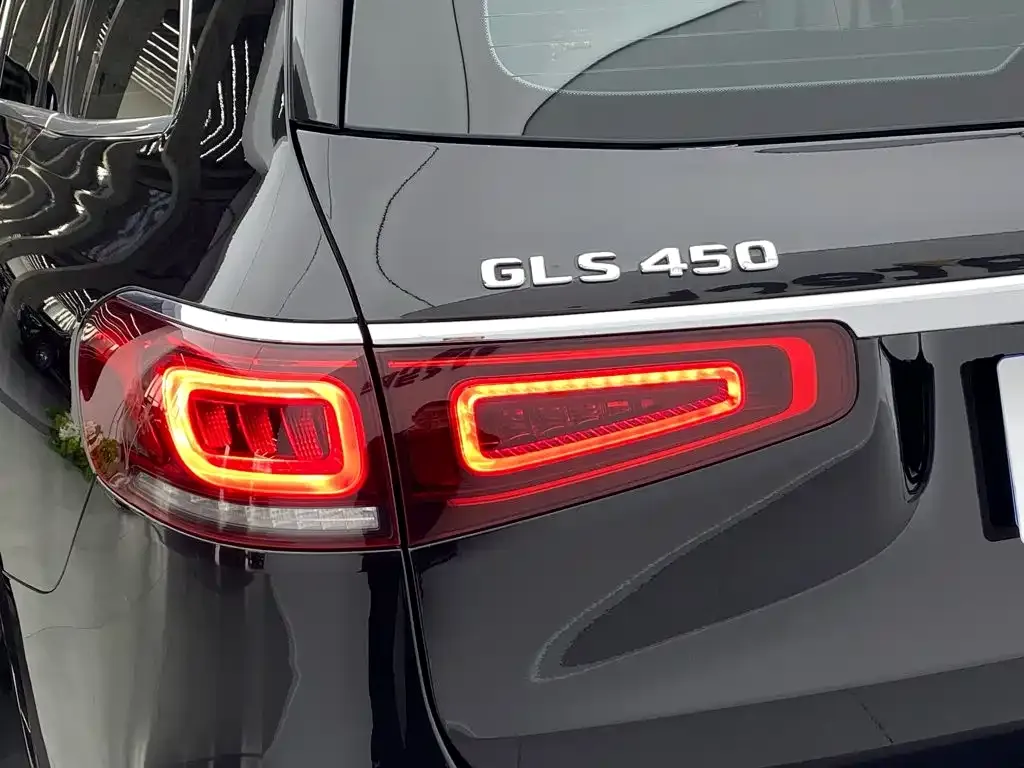 Mercedes-Benz GLS — фото 9