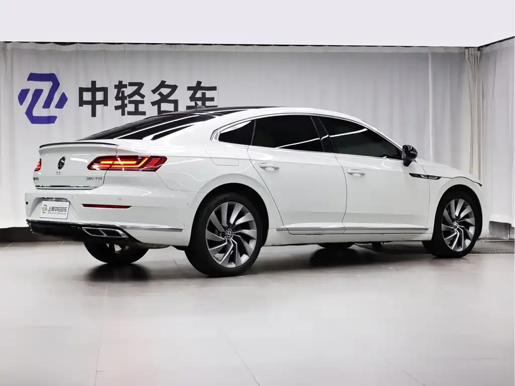 Volkswagen CC — фото 3