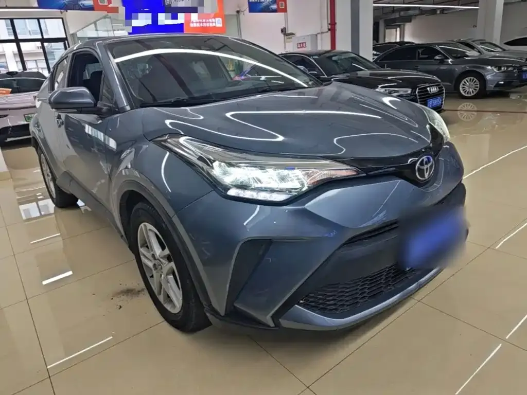 Toyota C-HR — фото 6