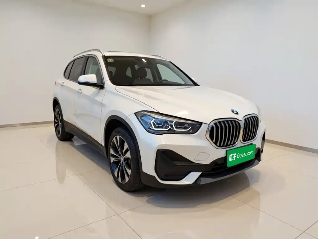 BMW X1 — фото 2