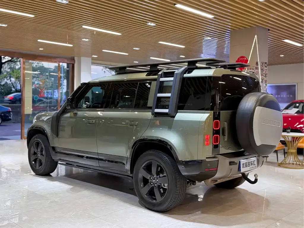 Land Rover Defender — фото 8