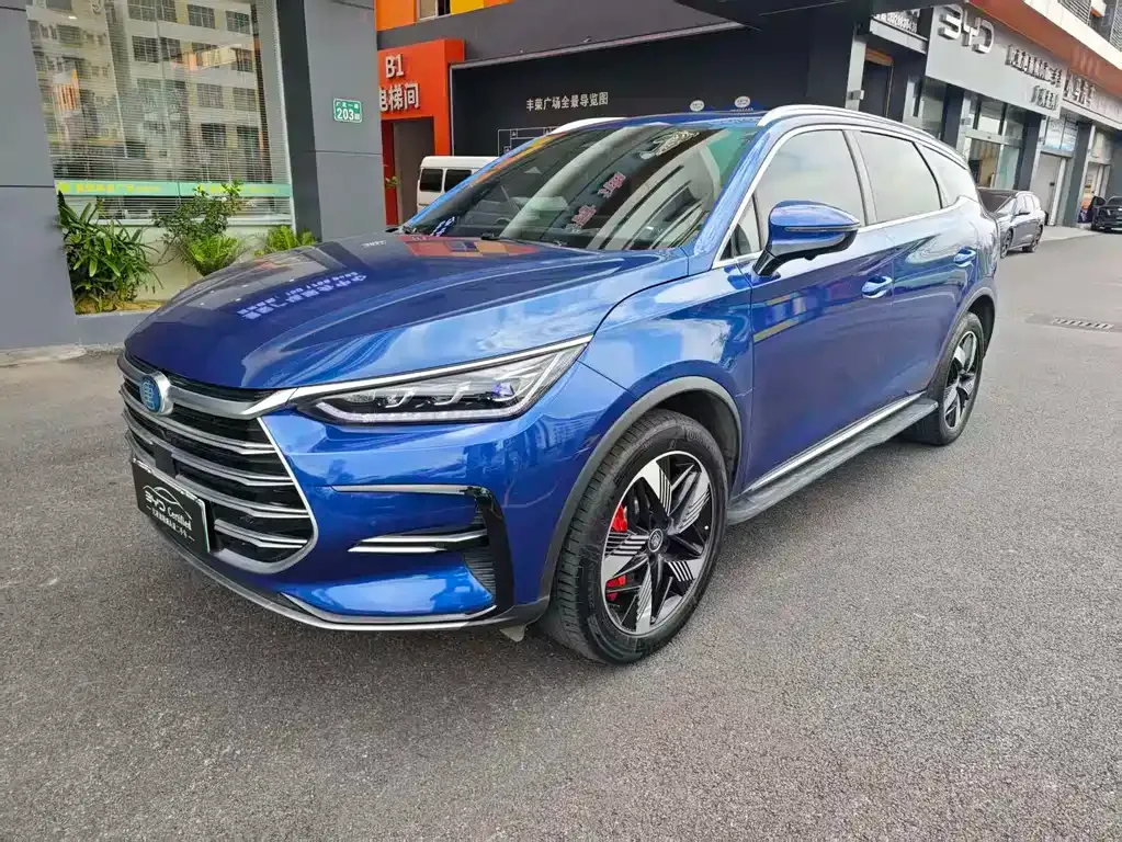 BYD Tang New Energy — фото 1