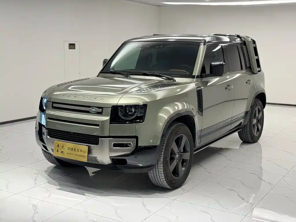 Land Rover Defender — фото 1