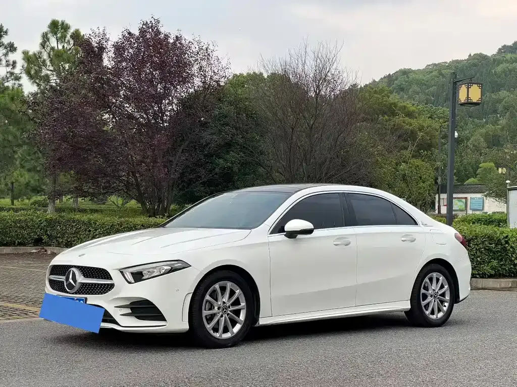Mercedes-Benz A-Class — фото 1