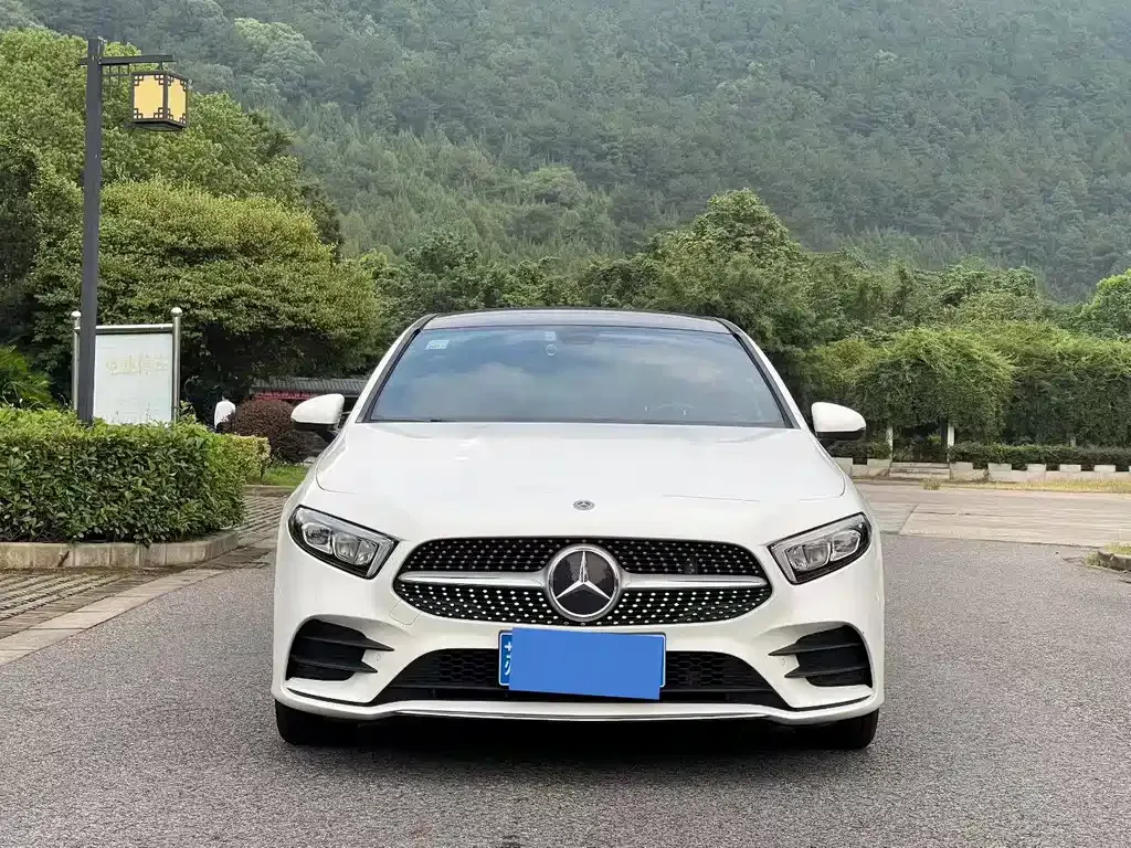 Mercedes-Benz A-Class — фото 9