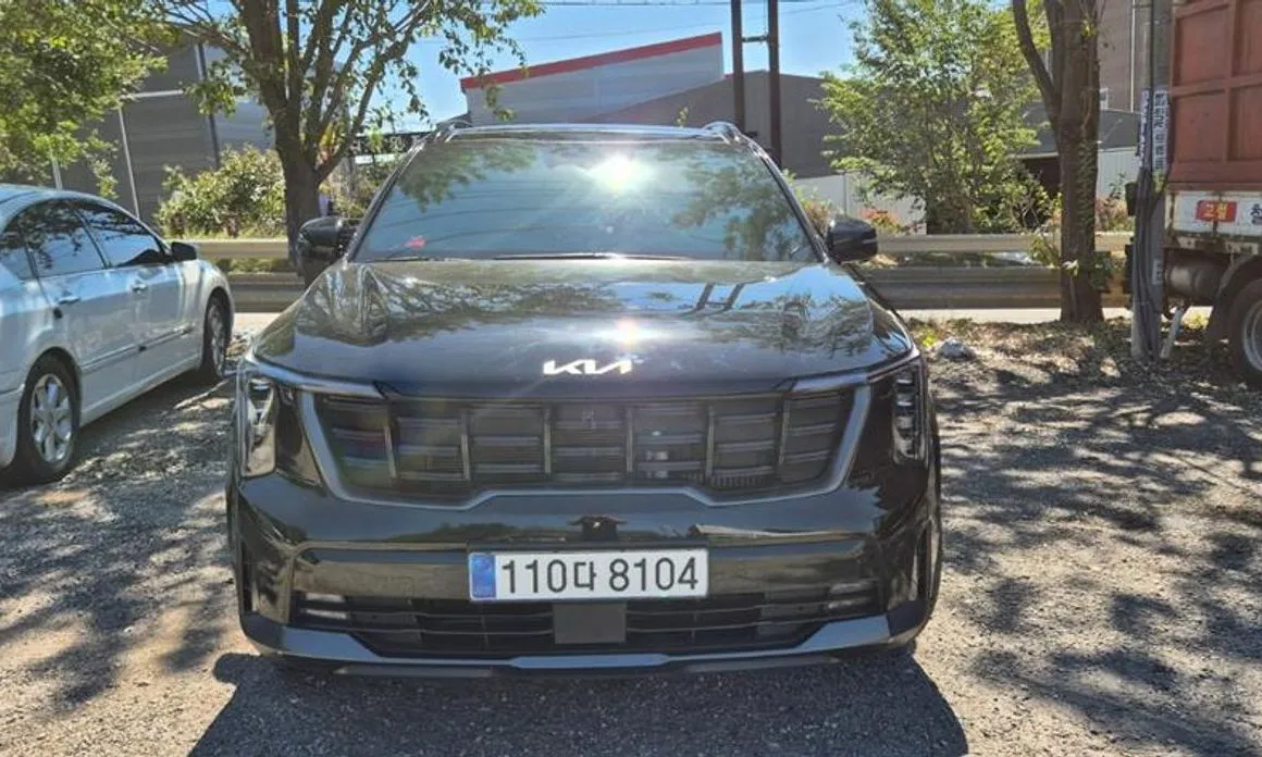 Kia Sorento — фото 1