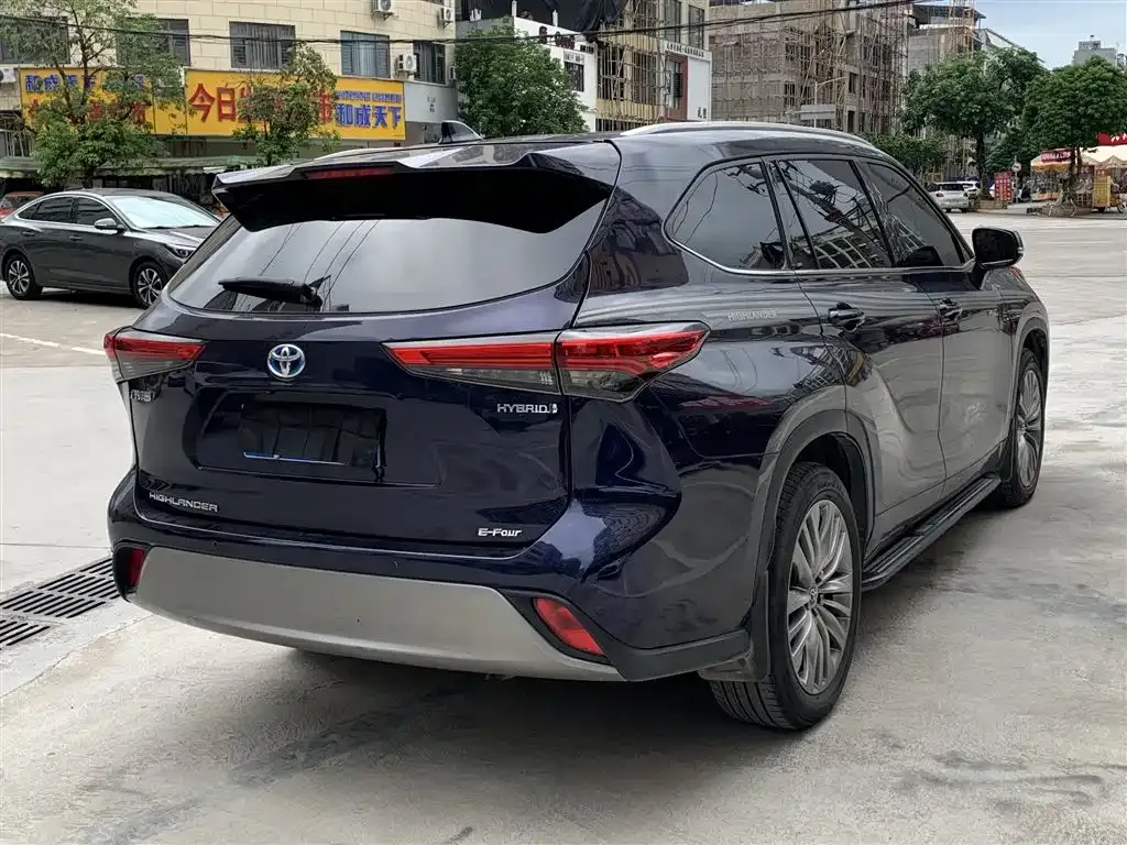 Toyota Highlander — фото 5