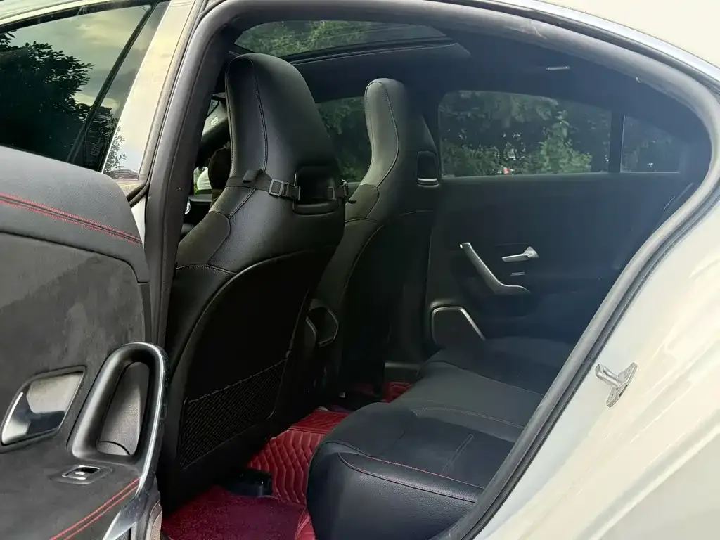 Mercedes-Benz CLA (Import) — фото 2