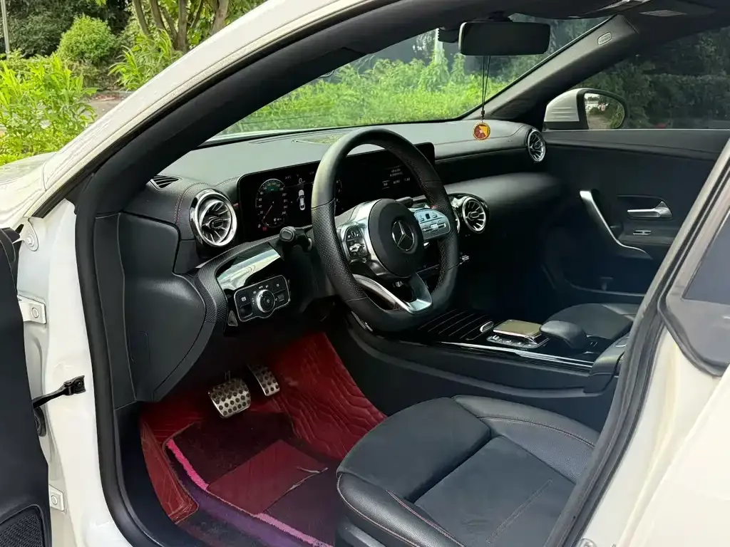 Mercedes-Benz CLA (Import) — фото 8