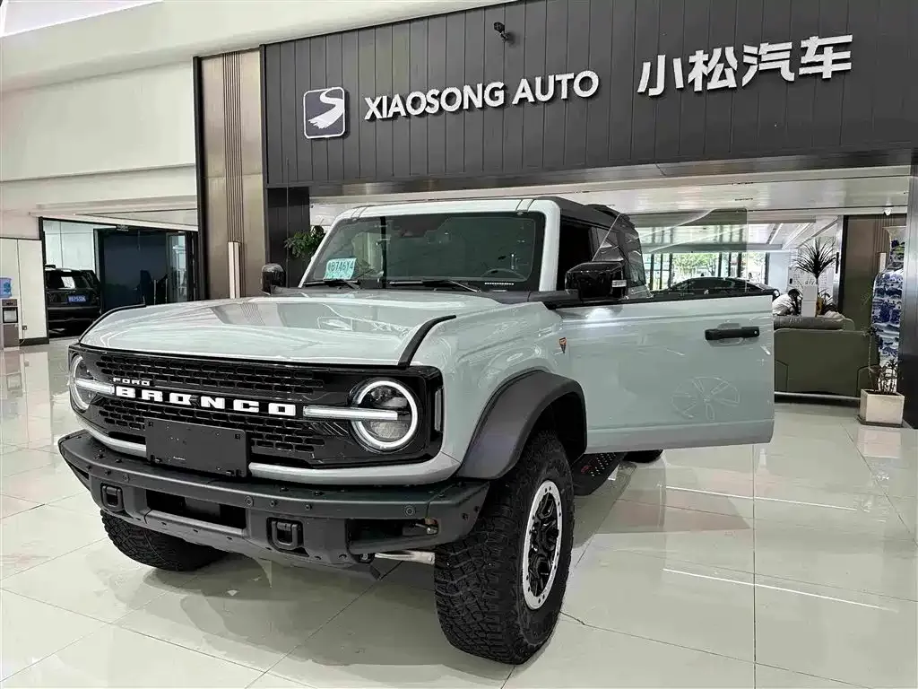 Ford Bronco — фото 5