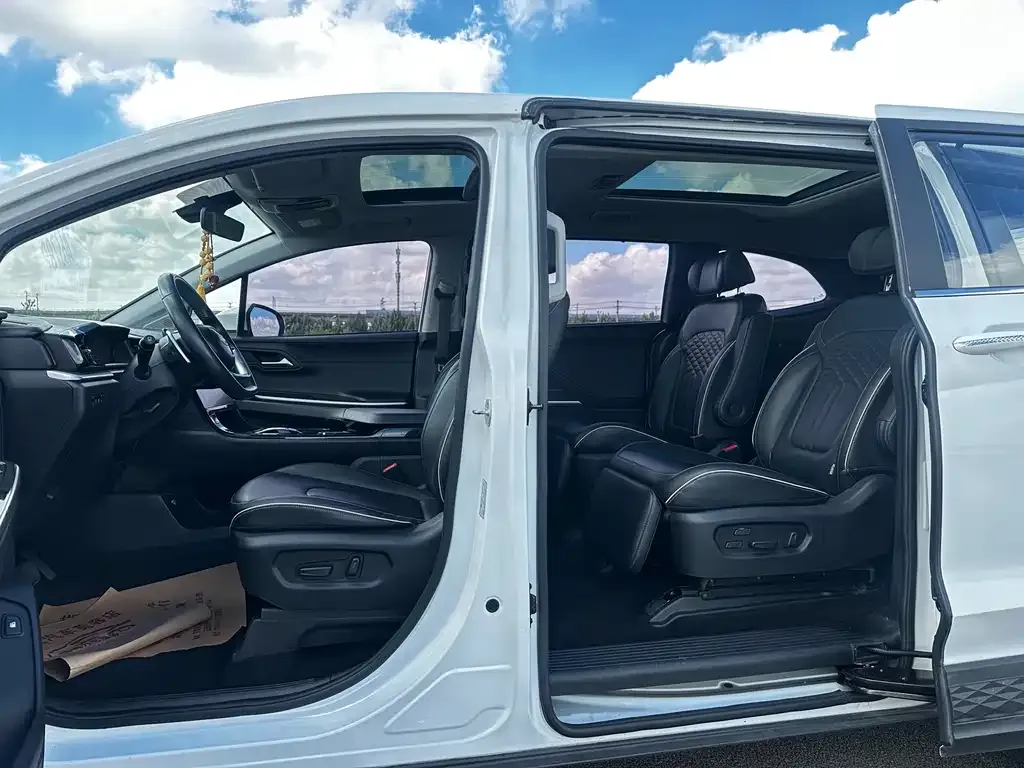 Hyundai Custo — фото 4