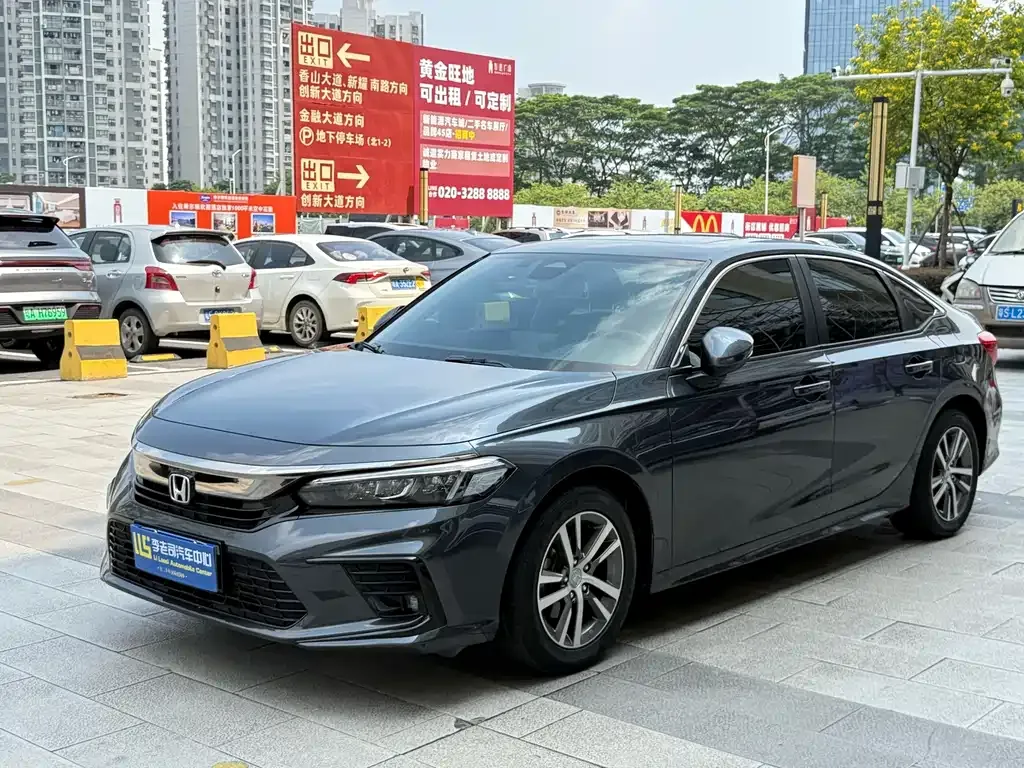 Honda Civic — фото 1