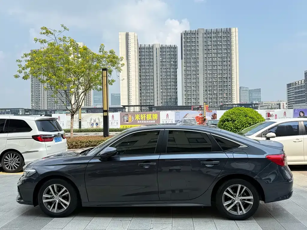 Honda Civic — фото 6