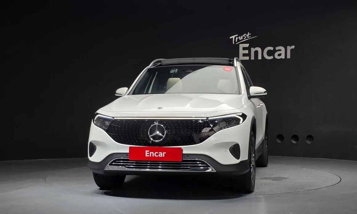 Mercedes-Benz EQB — фото 3