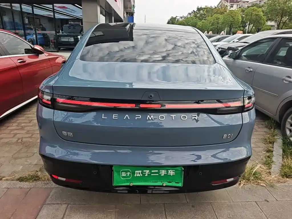 Leapmotor Leapmotor B01 — фото 2