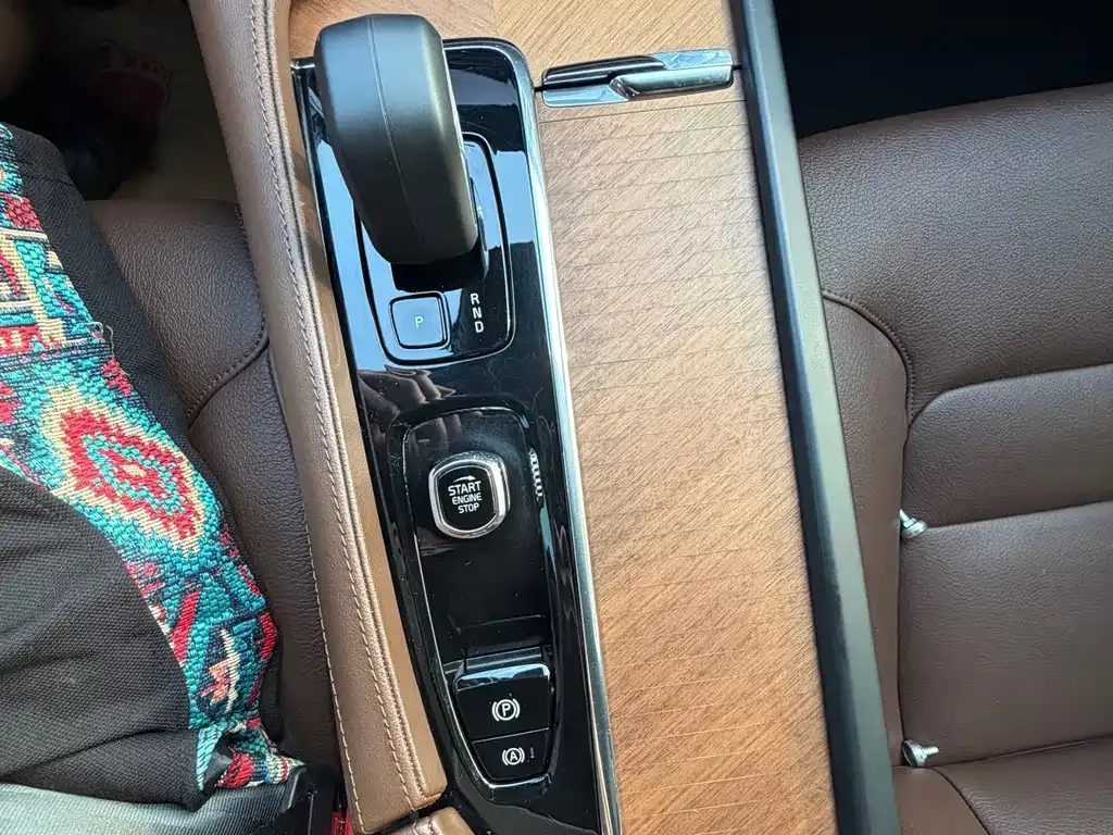 Volvo S90 — фото 3