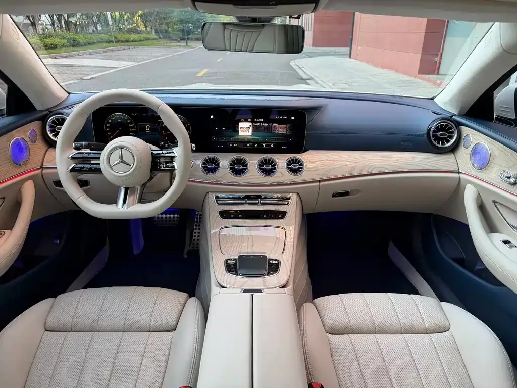 Mercedes-Benz E-Class (Import) — фото 4