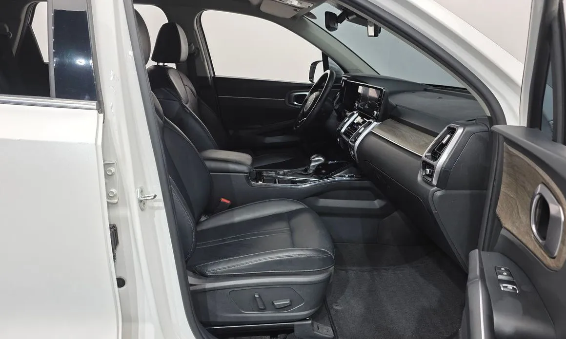 Kia Sorento — фото 4