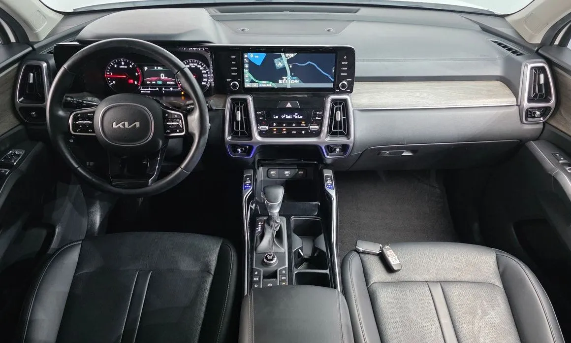 Kia Sorento — фото 10