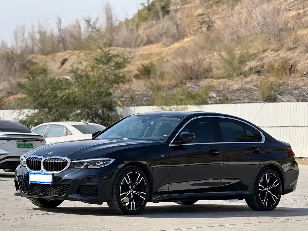 BMW 3 Series — фото 1