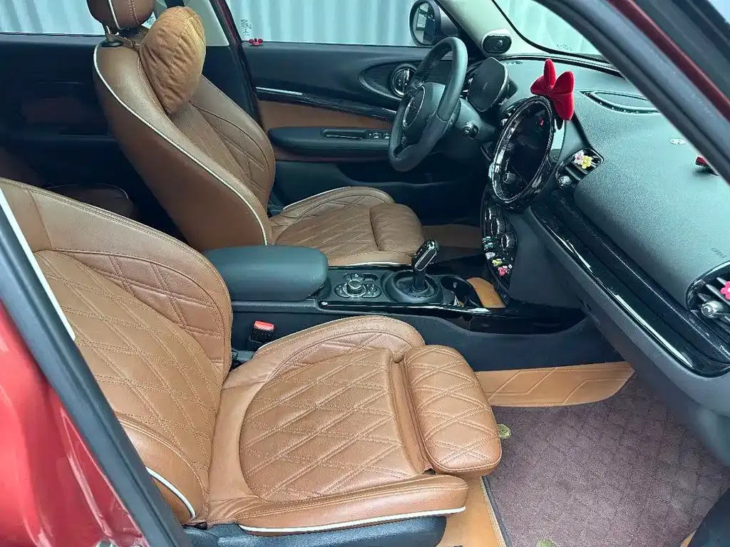 MINI Clubman — фото 2