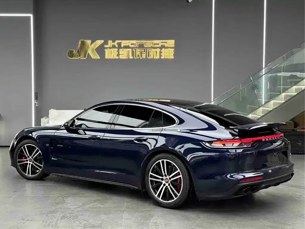 Porsche Panamera — фото 9