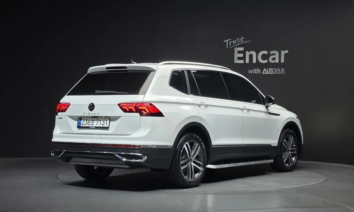 Volkswagen Tiguan — фото 8