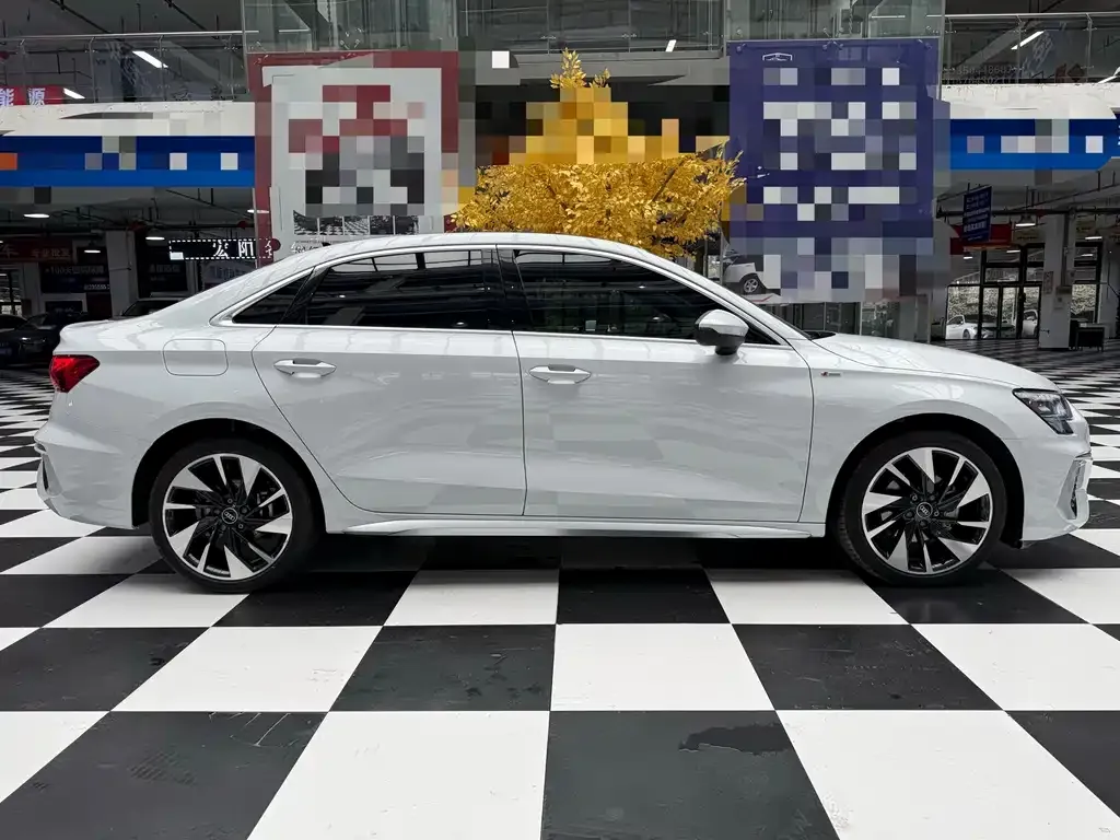 Audi A3 — фото 3